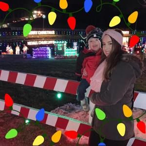 Meet your Posher, Alexis